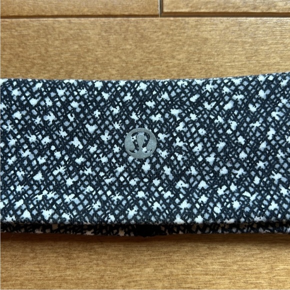 Lululemon Headband - Picture 2 of 4